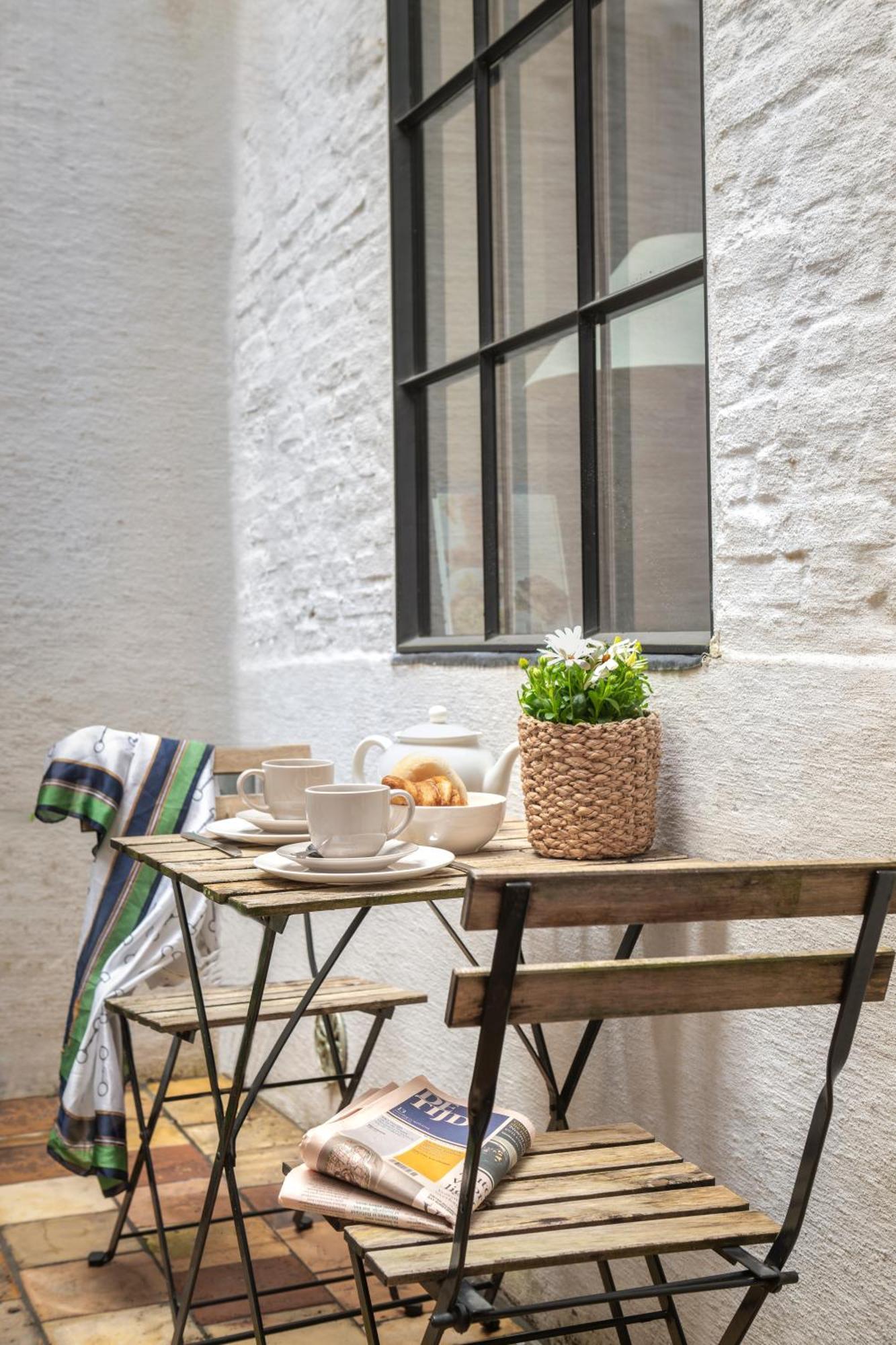 Guesthouse Aubrey - Charming Cottage In The Heart Of ブルージュ エクステリア 写真