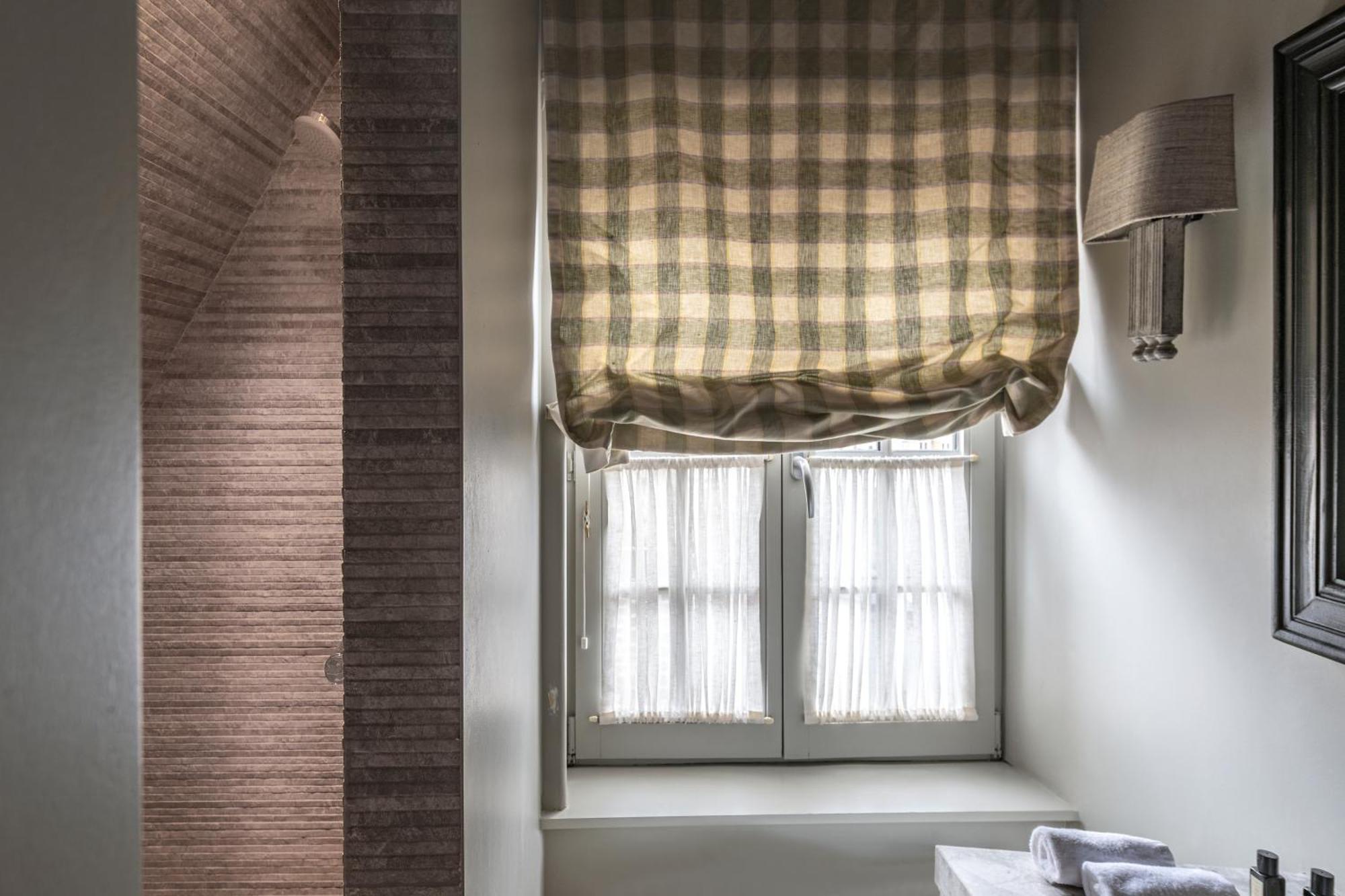 Guesthouse Aubrey - Charming Cottage In The Heart Of ブルージュ エクステリア 写真